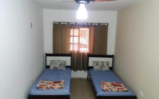 Suíte em Nossa Casa a 450m Da Praia