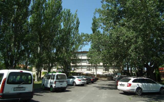 Touring Hotel Gárdony