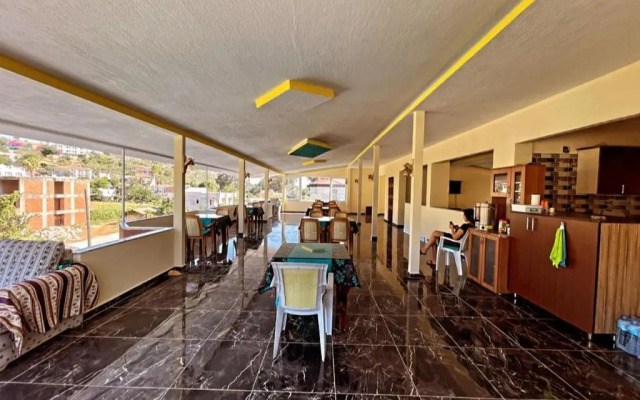Rose Hotel B&B