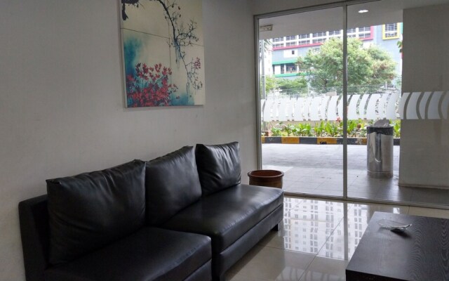 Clean & Comfy Room at Bassura with open view window