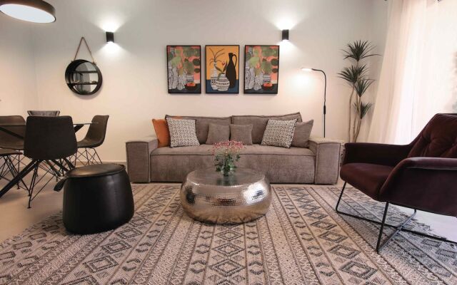 Phaedrus Living Queens Gardens Arthouse