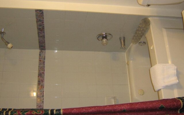 Rainbow Lake Castle Resort