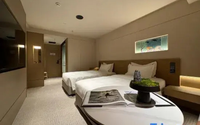 Shenyang Station X Hotel (Taiyuan Street Wanda Plaza)