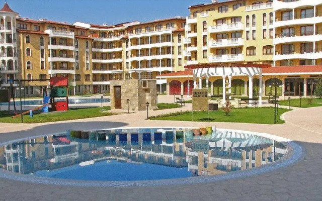 PMG Royal Sun Apartments