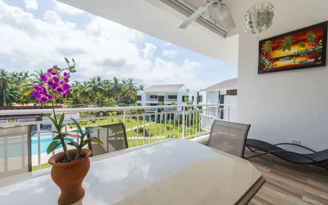 Los Cocos Residences
