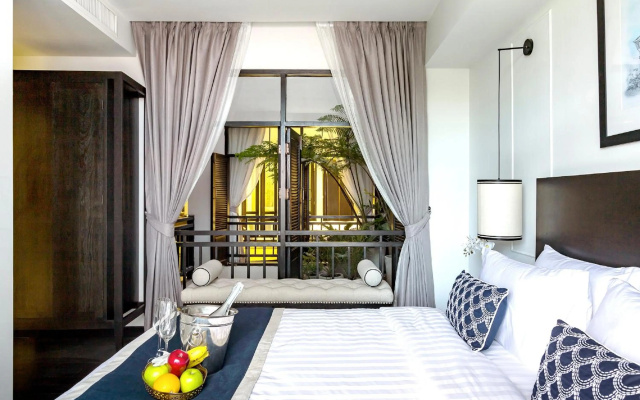 Cheeva Dee Hotel