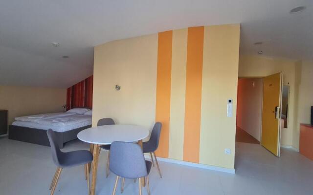 Colors Holiday Hotel