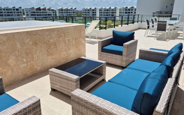 Luxury Beach Penthouse Jacuzzi & Lagoon View