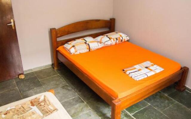 Hostel Boracéia