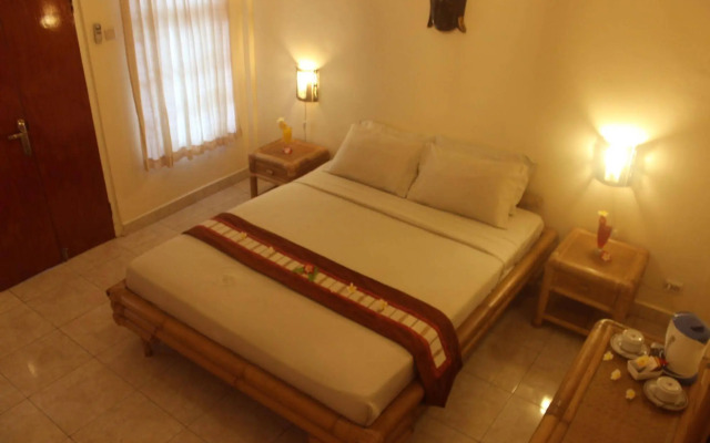 Chonos Hotel Lovina