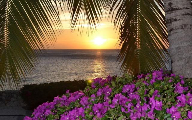 Lagun Blou Resort