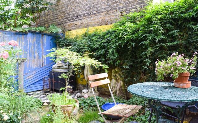 Tranquil 1 Bedroom Oasis in London With Garden