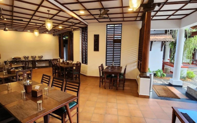 Kumarakom Tharavadu - Heritage Hotel