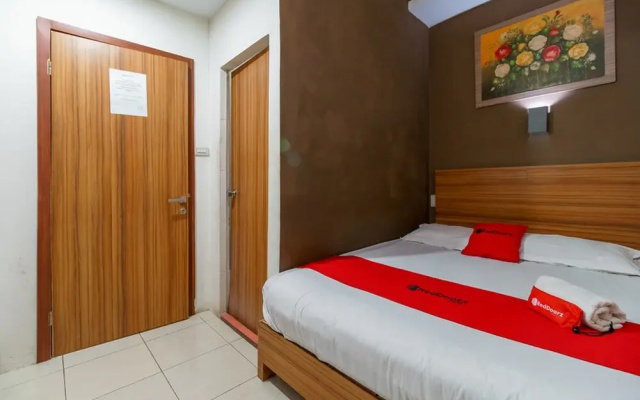 Maps Hotel by RedDoorz