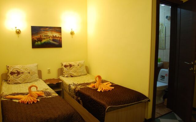 Меблированные комнаты Tikhy Dvorik