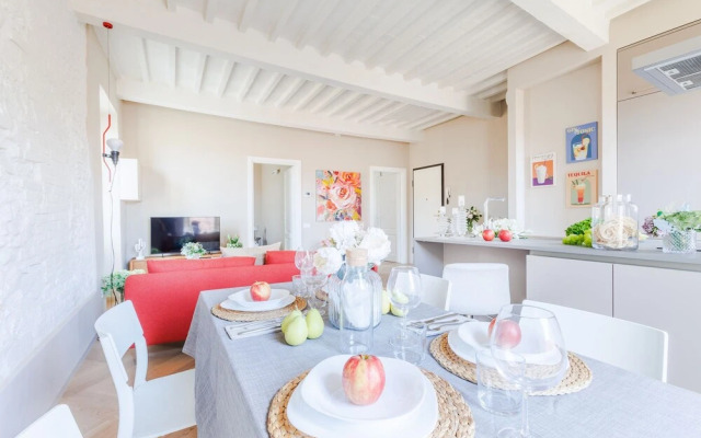 The White Lotus Penthouse