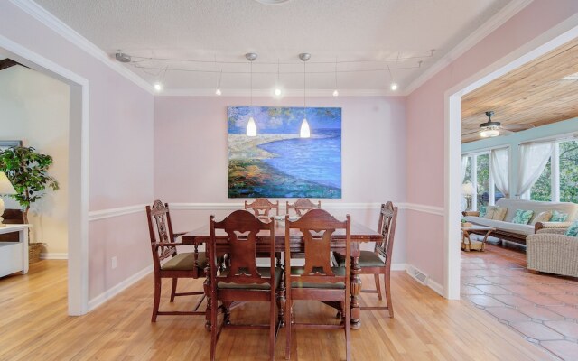 13 44th Ave. - 3 Br Home