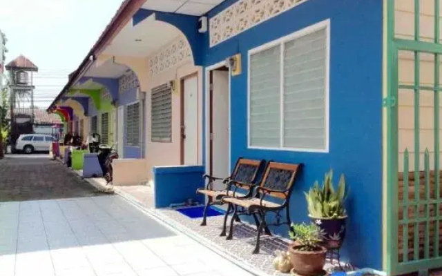 Phuket Town Budget House - Aircon Room #1