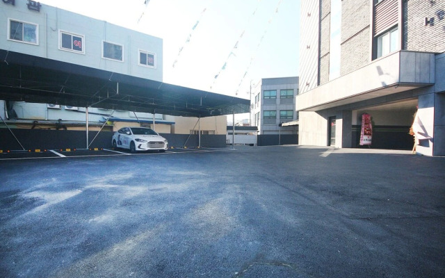 Yangsan Mulgeum Bliss Hotel