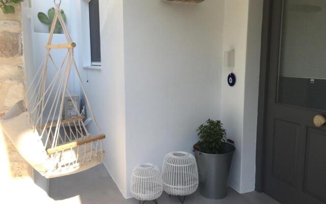 Modern House near Parikia with 3 bedrooms & 2 bath