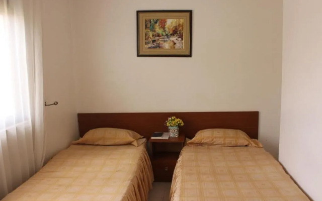 Sky Hotel International