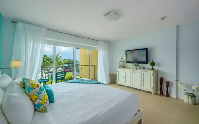 2BR 3BA Condo on Eagle Beach w Amazing Amenities