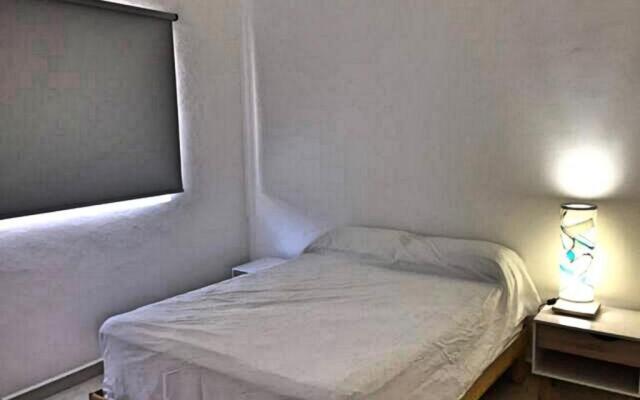 Stunning beach holidays house with 24h security