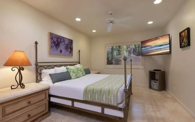 Makena Surf, #f-110 2 Bedroom Condo by RedAwning