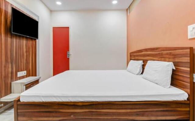 Spot On 61994 Hotel Red Apple Spot
