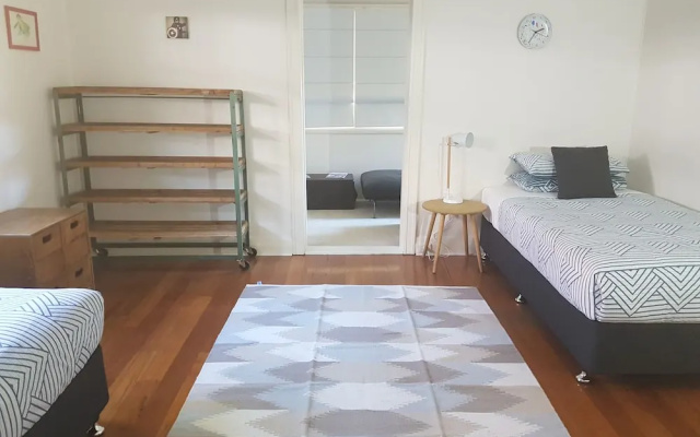Newcastle Executive Homes - Cooks Hill Cottage – Guest Rooms – Cooks Hill