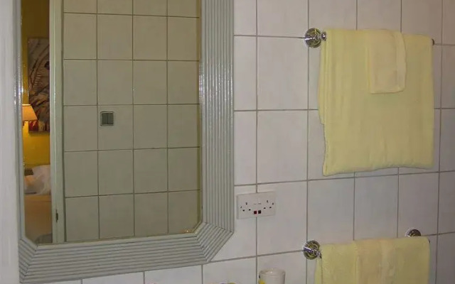 Bequia Beachfront Villa Hotel