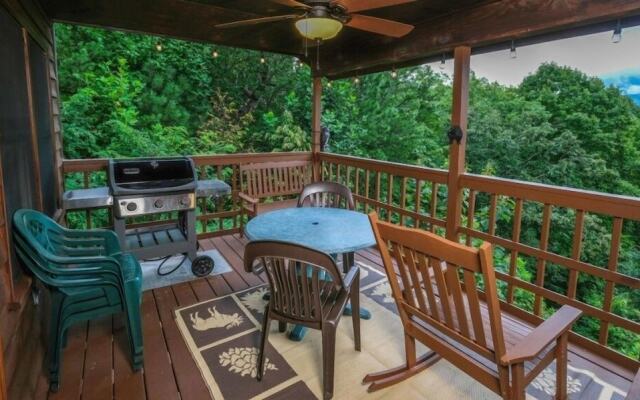 At Last 2 Bedroom Home by RedAwning