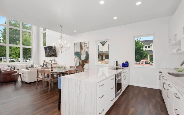 The Tourmaline - Free Guest Bicycles - 3br