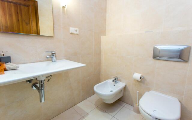 TH06-Villa Cristal in Miami Playa