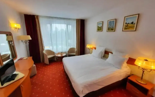 Atrium Panoramic Hotel & Spa