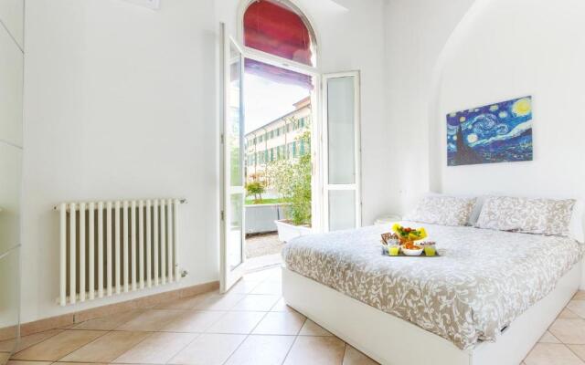 University Apartment con parcheggio e giardino