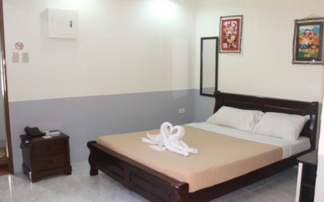 Roger's Place Hotel