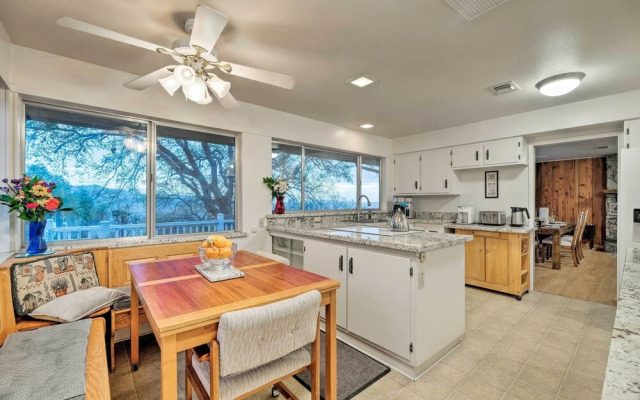 Unique 'yosemite Mountaintop Retreat' on 100 Acres