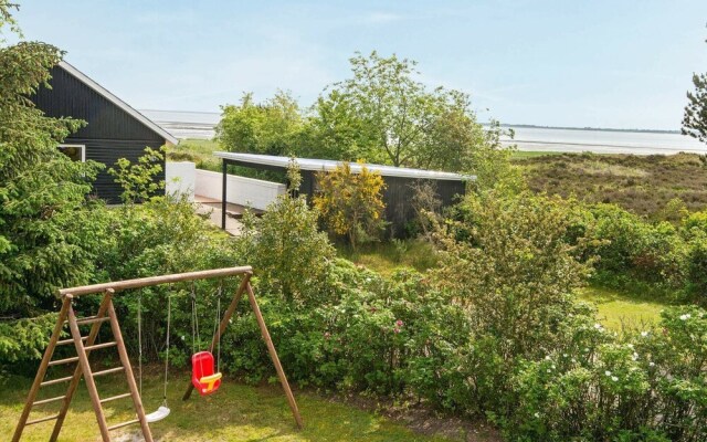 Spacious Holiday Home in Rømø near Sea