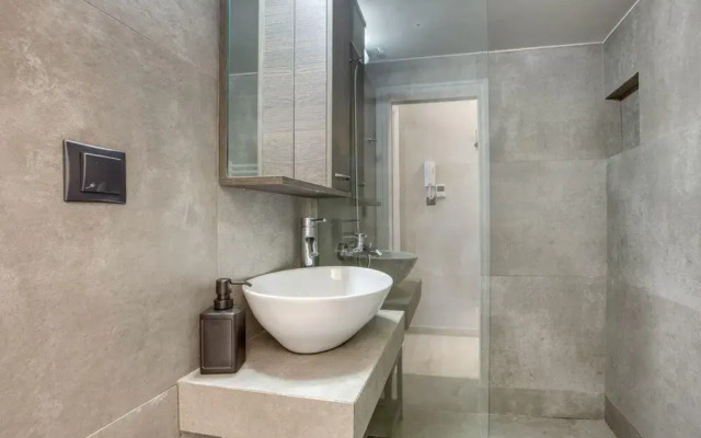 Sweet and Modern Flat at Palaio Faliro