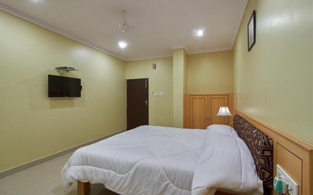 Hans Residency