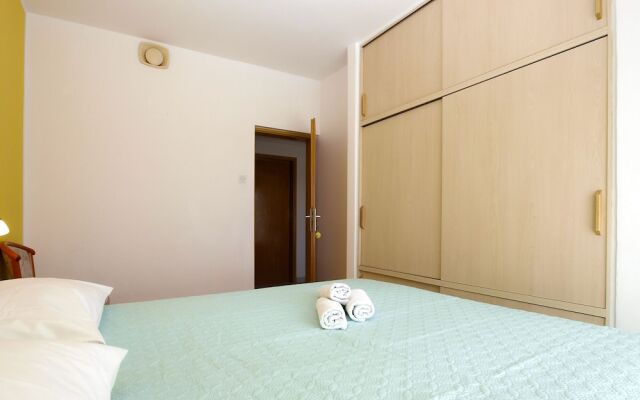 Apartment Neven 810