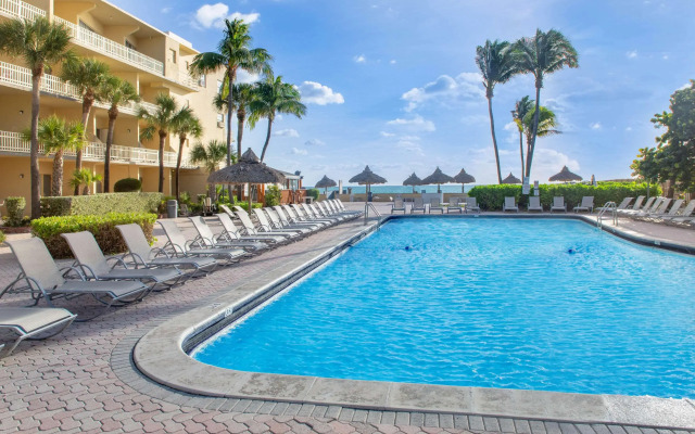 thunderbird beach hotel