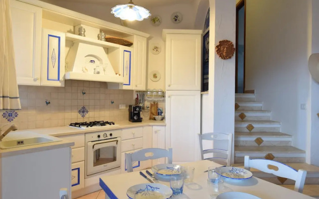 Casa Irene With Balcony In Budoni