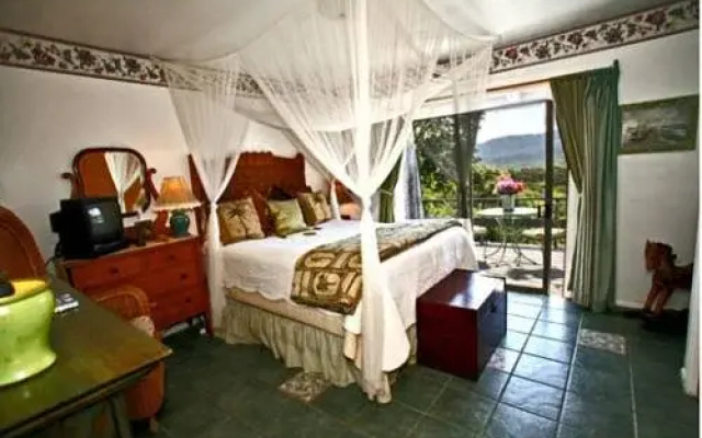 Hillcrest Country Inn Bed and Breakfast