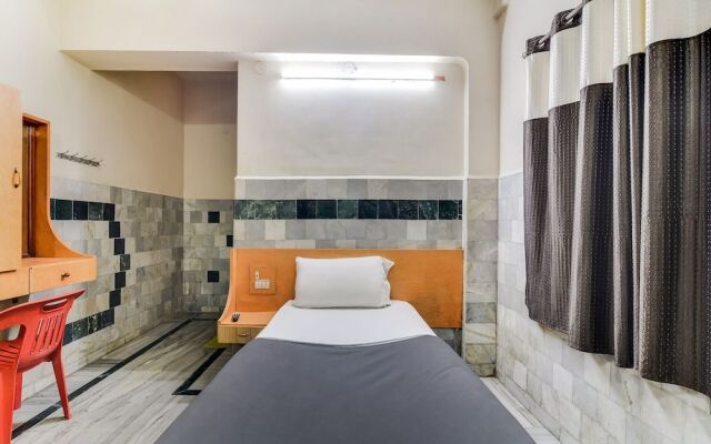 SPOT ON 60917 Hotel Ganesh