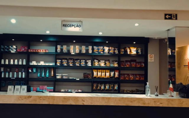 Italian Palace Hotel