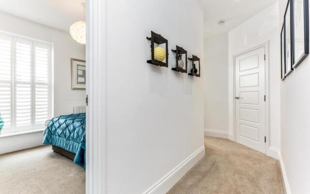 3, Gainsborough House