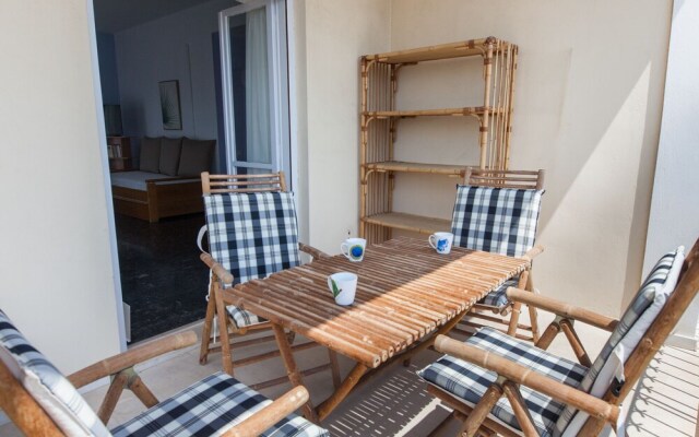 Spacious New apt w View in Agia Varvara