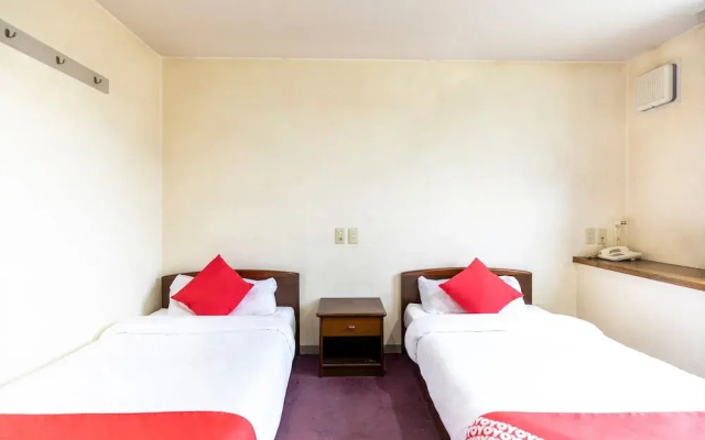 OYO 44604 Business Hotel Kameya